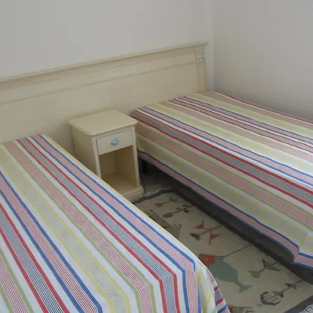 Apartment For 6 People, *