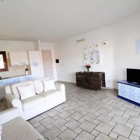 Apartment For 6 People, Cannigione